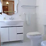 Spacious In With Sea View - 90 M² Appartement