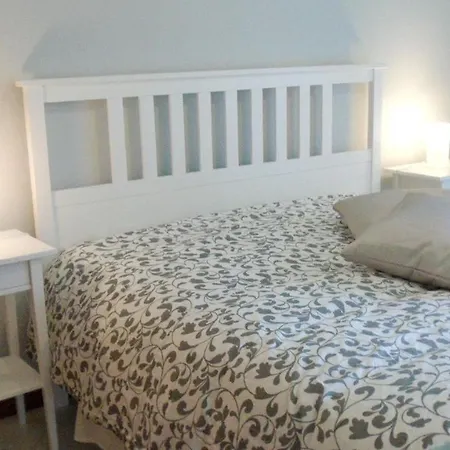 Appartamento Spacious In With Sea View - 90 M²