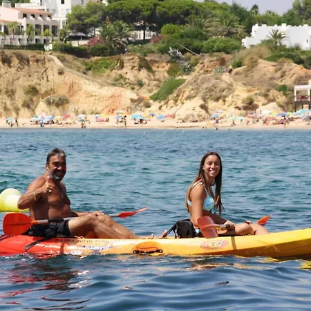 Apartamento Spacious In With Sea View - 90 M² Armação de Pêra