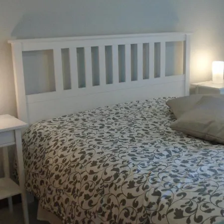 Spacious In With Sea View - 90 M² *