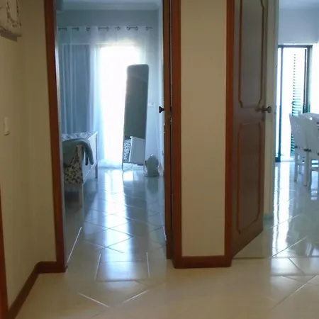 Spacious In With Sea View - 90 M² * Armação de Pêra