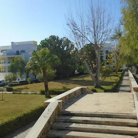 Spacious In With Sea View - 90 M² Armação de Pêra