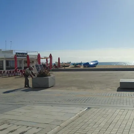 Spacious In With Sea View - 90 M² Armação de Pêra