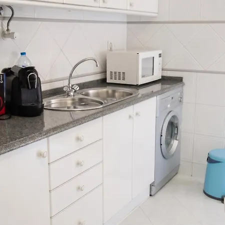 Spacious In With Sea View - 90 M² Armação de Pêra