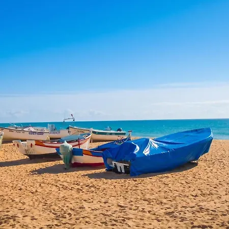 Spacious In With Sea View - 90 M² *