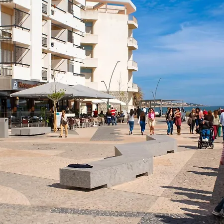 Appartamento Spacious In With Sea View - 90 M² *