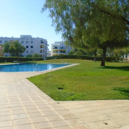 Spacious In With Sea View - 90 M² *